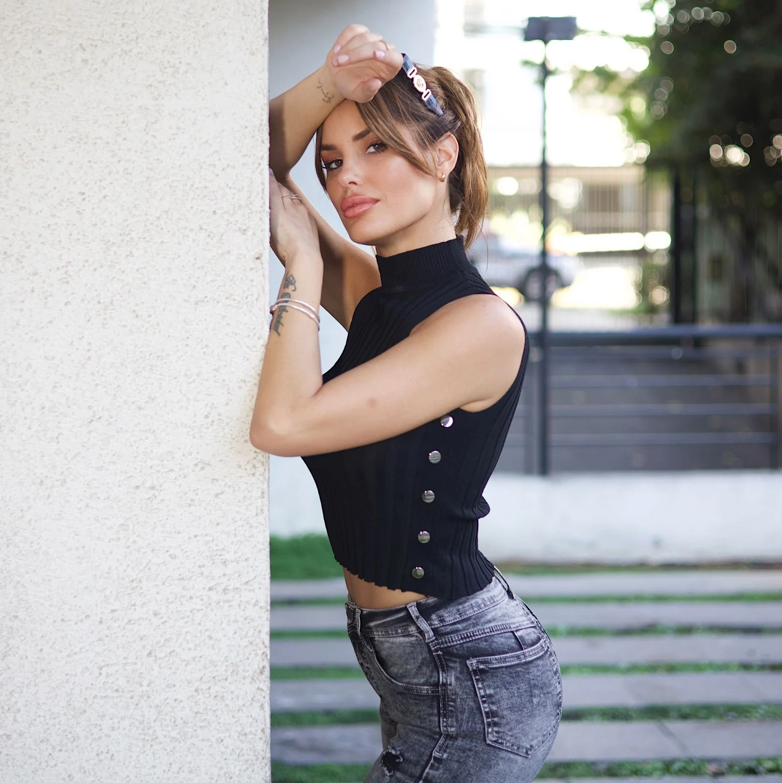 Jeans 1/B Mujer Black Nevado Destroyed - Vista 2