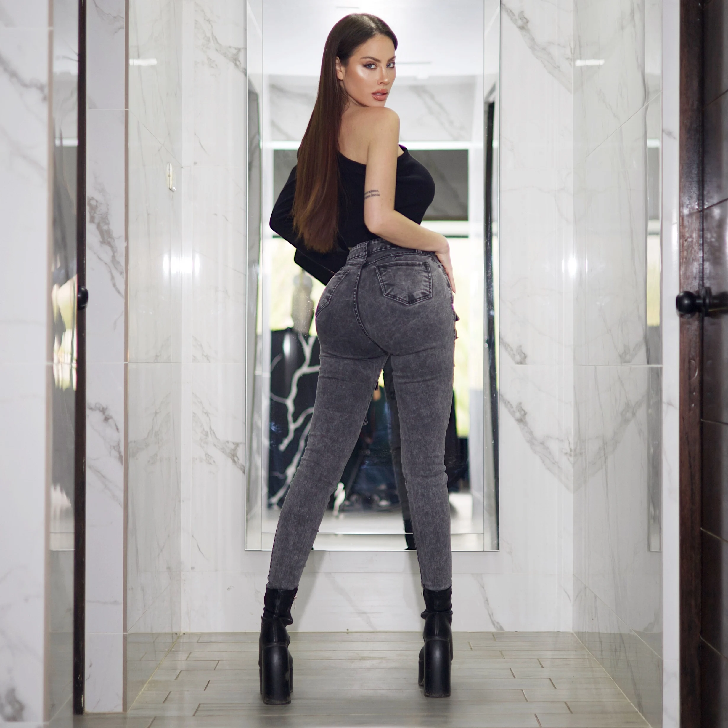 Jeans Cargo Skinny Mujer Gris Nevado - Vista 4