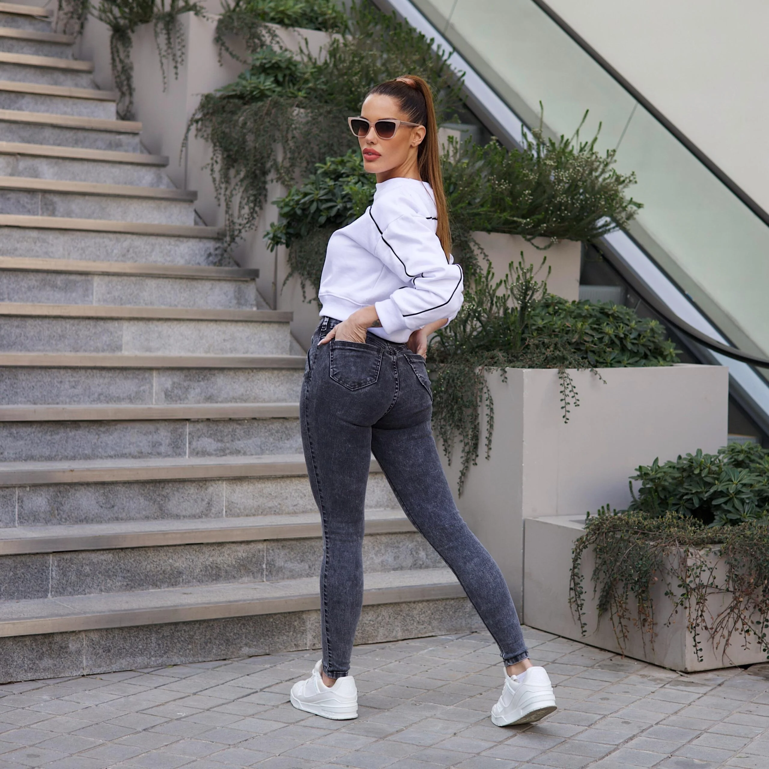 Jeans 1/B Lipo Mujer Black Gravillado - Vista 2