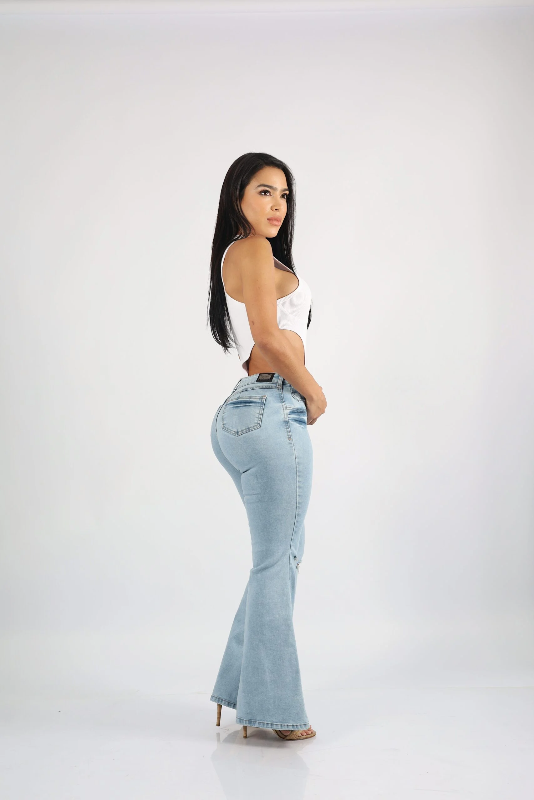 Jeans Flare Tahali Mujer Celeste Rock - Vista 3