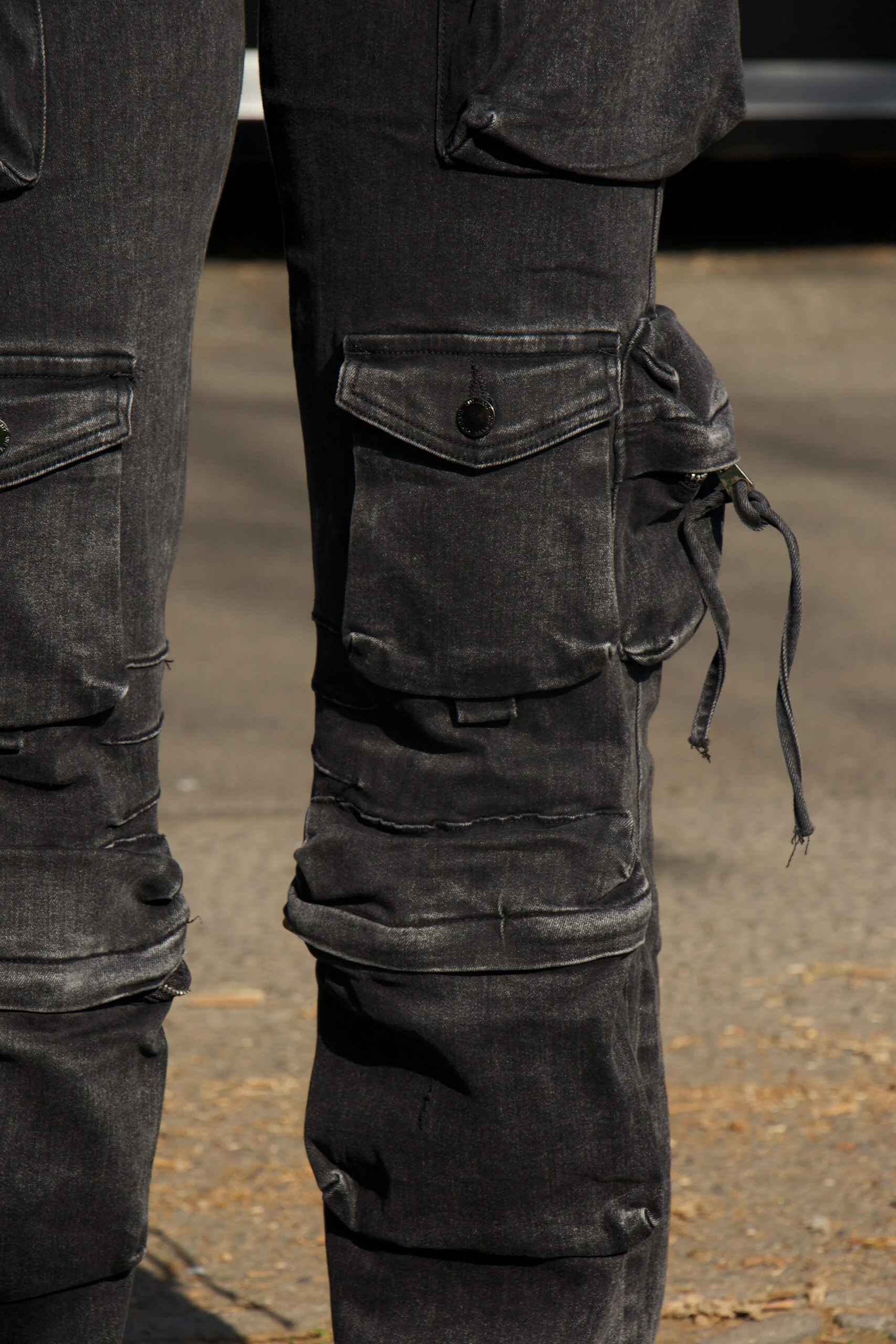 Jeans Cargo Multipocket Luxury Mujer Black Desgastado - Vista 4