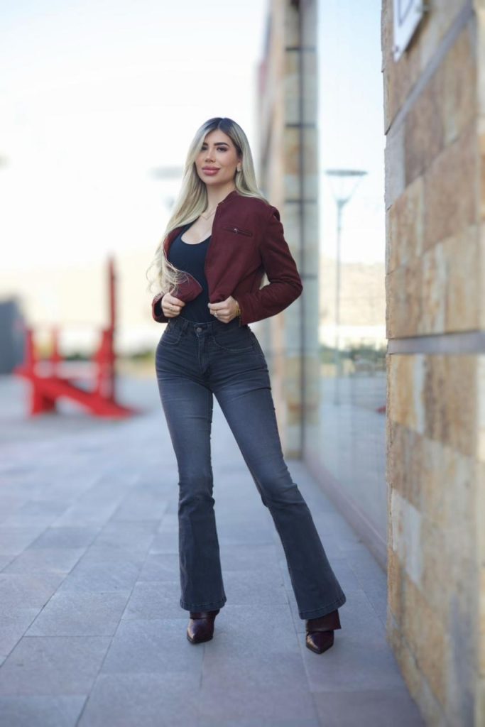 Jeans Flare Mujer Gris Efecto Sombra