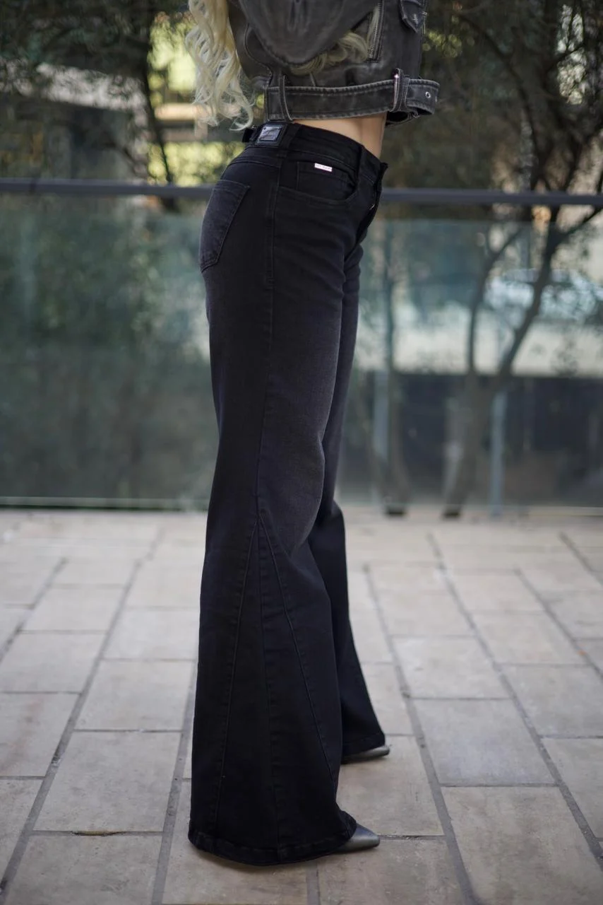 Jeans Extra Flare Geometric Mujer Black Desgastado - Vista 6